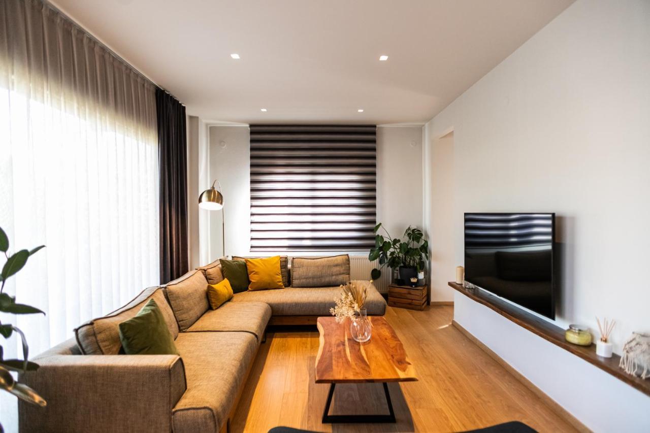 Aegli Central Luxury Apartment อเล็กซานโดรโพลิส ภายนอก รูปภาพ